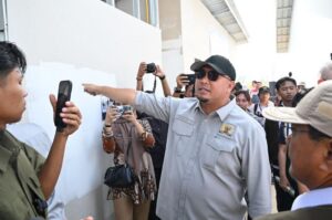 Wakil Ketua Komisi VI DPR RI Andre Rosiade saat memimpin Kunjungan Kerja Spesifik Komisi VI ke Padang, Sumatera Barat, Kamis (22/1/2026). Foto : Opan/Andri.