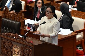 Ketua DPR RI Puan Maharani membukaan Masa Persidangan III Tahun Sidang 2025-2026 digelar dalam Rapat Paripurna yang berlangsung di Gedung Nusantara II DPR RI, Senayan, Jakarta, Selasa (13/1/2026). Foto : Fahrianza/Andri.