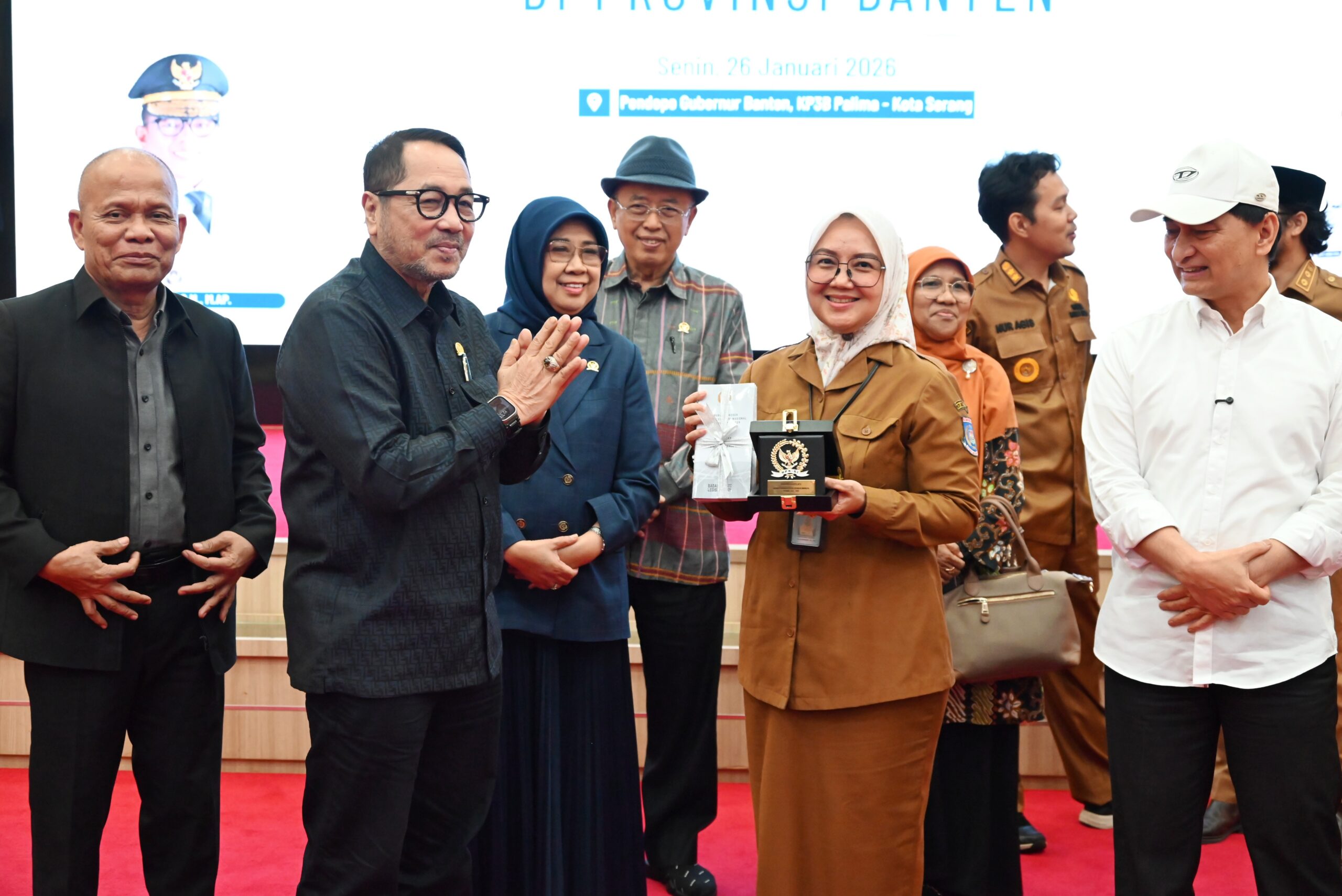 Anggota Badan Legislasi DPR RI, Firman Soebagyo saat Kunjungan Kerja Badan Legislasi di Kawasan Pusat Pemerintahan Provinsi Banten, Kota Serang pada Senin (26/01/2026). Foto: uc/Mahendra.