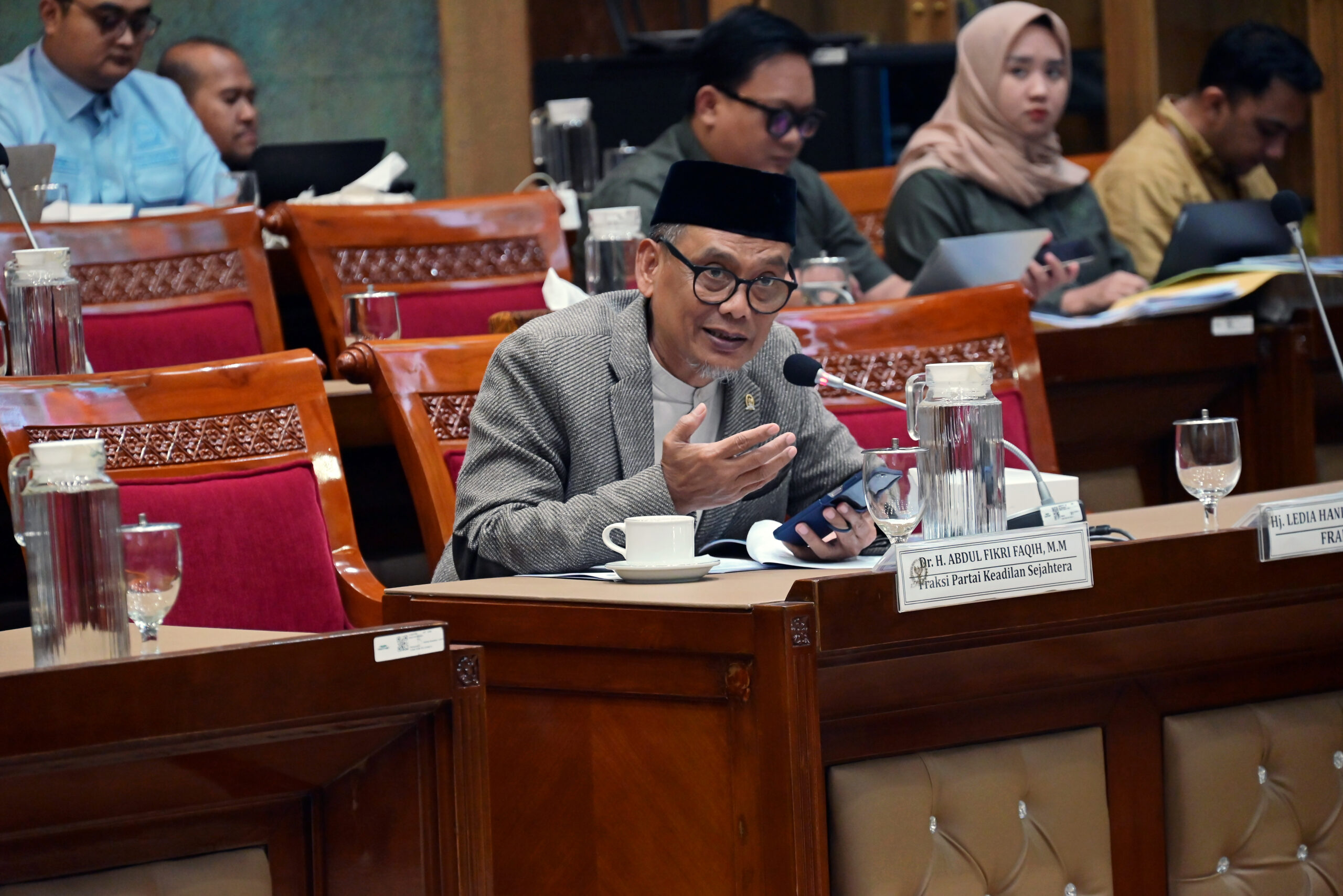 Anggota Komisi X DPR RI, Abdul Fikri Faqih dalam rapat Panja Pelestarian Cagar Budaya dengan Kementerian Kehutanan, Kementerian ATR/BPN di Gedung DPR, Selasa (20/1/2026). Foto: Mentari/Mahendra.