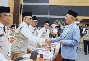 Ketua Komisi VIII DPR RI Marwan Dasopang saat rapat kerja dengan Menteri Haji dan Umrah serta RDP dengan Kepala Badan Pelaksana dan Ketua Dewan Pengawas BPKH, di Gedung Nusantara II, DPR RI, Jakarta, Rabu (21/1/2026). Foto : Arief/Andri.