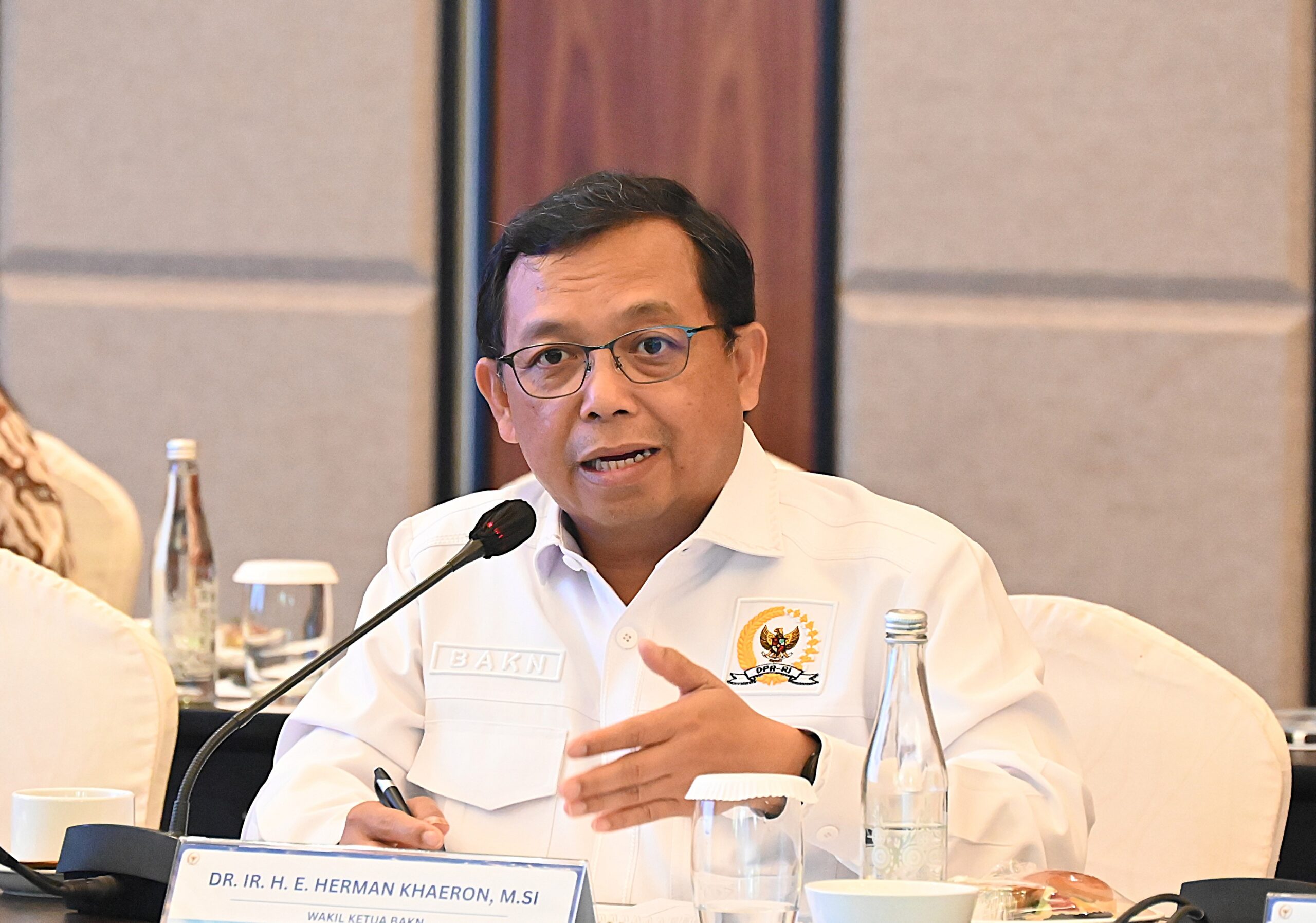 Wakil Ketua Badan Akuntabilitas Keuangan Negara (BAKN) DPR RI Herman Khaeron saat Kunjungan Kerja BAKN DPR RI di Padalarang, Bandung, Jawa Bara, Rabu (28/1/2026). Foto : Hal/Andri.