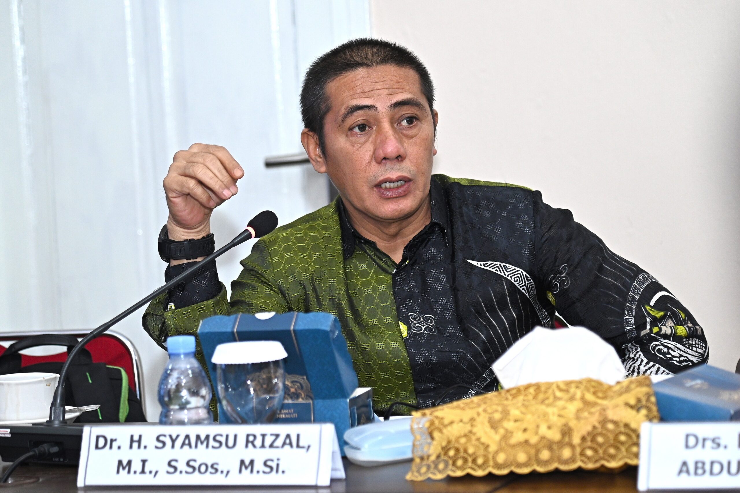 Anggota Komisi I DPR RI, Syamsu Rizal saat mengikuti Kunjungan Kerja Spesifik Komisi I DPR RI ke Lanud Dhomber, Kota Balikpapan, Provinsi Kalimantan Timur, Rabu (28/1/2026). Foto: Farhan/Mahendra.