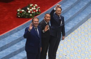 Wakil Ketua DPR Saan Mustopa saat memimpin rapat paripurna ke-12 masa persidangan III tahun sidang 2025-2026, di kompleks parlemen, Senayan, Jakarta, Selasa (27/1/2026). Foto : Devi/Andri.