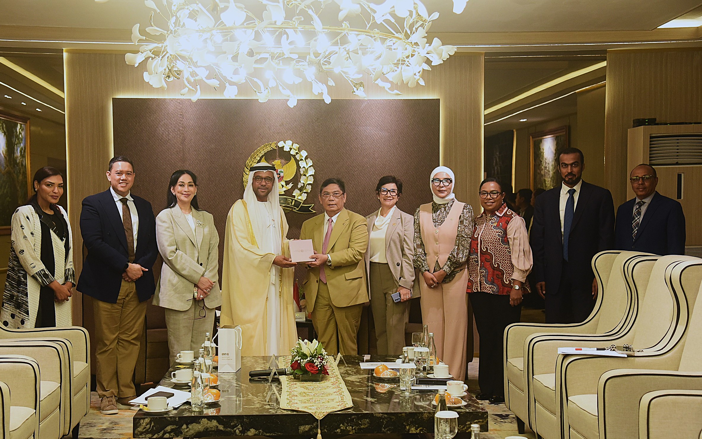 Ketua Komisi I DPR RI Utut Adianto saat menerima Duta Besar UEA untuk Indonesia, H.E. Mr. Abdulla Salem Obaid AlDhaheri bertempat di Ruang Delegasi, Gedung Nusantara III DPR RI, Senayan, Jakarta, Selasa (27/1/2026). Foto : Arief/Andri.