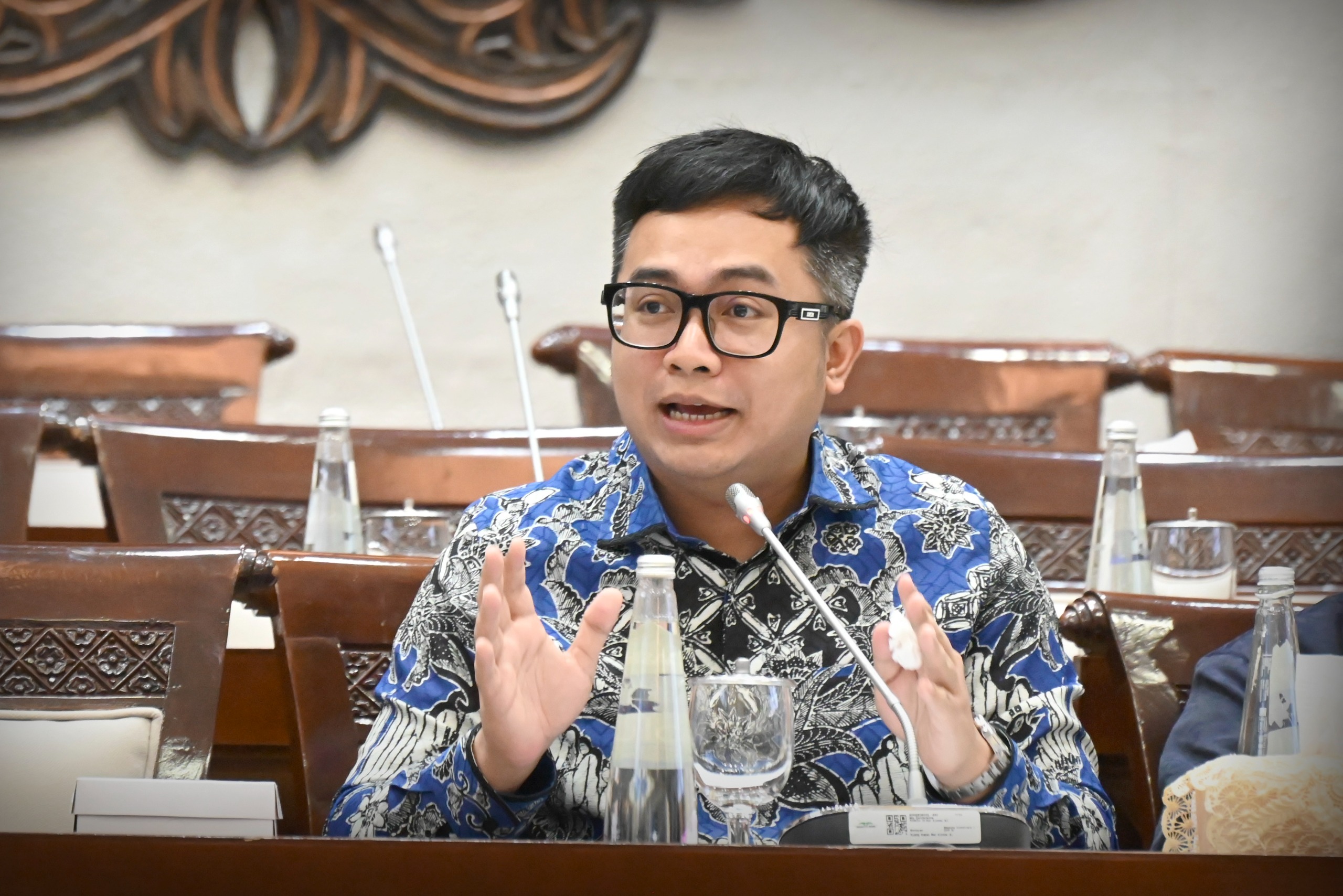 Anggota Komisi XI DPR RI Thoriq Majiddanor dalam Rapat Kerja bersama Menteri PPN/Kepala Bappenas di Gedung Nusantara I, Senayan, Jakarta, Rabu (28/1/2026). Foto : Mario/Andri.