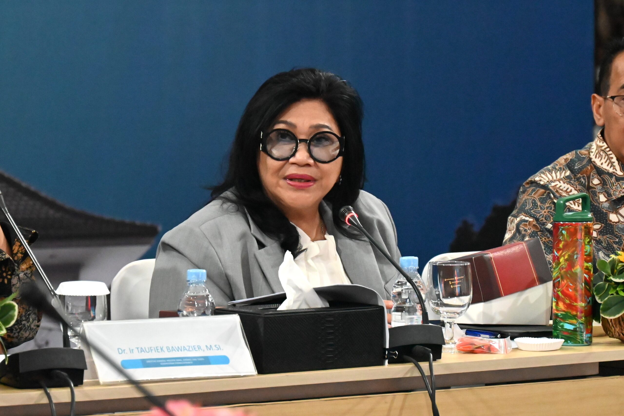 Wakil Ketua Komisi VII DPR RI, Evita Nursanty, usai memimpin rapat Komisi VII DPR dengan Dirjen Industri Kimia, Farmasi, dan Tekstil Kemenperin terkait kondisi industri farmasi dan biofarmasi nasional, di PT Biofarma, Bandung, Jawa Barat, Kamis (29/1/2026). Foto: Nap/Karisma.