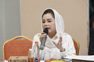 Anggota Komisi V DPR RI, Novita Wijayanti saat kunjungan kerja spesifik ke Bendungan Ir. H. Djuanda atau Waduk Jatiluhur, Purwakarta, Jawa Barat, Kamis (22/1/2026). Foto: Mario/Mahendra.