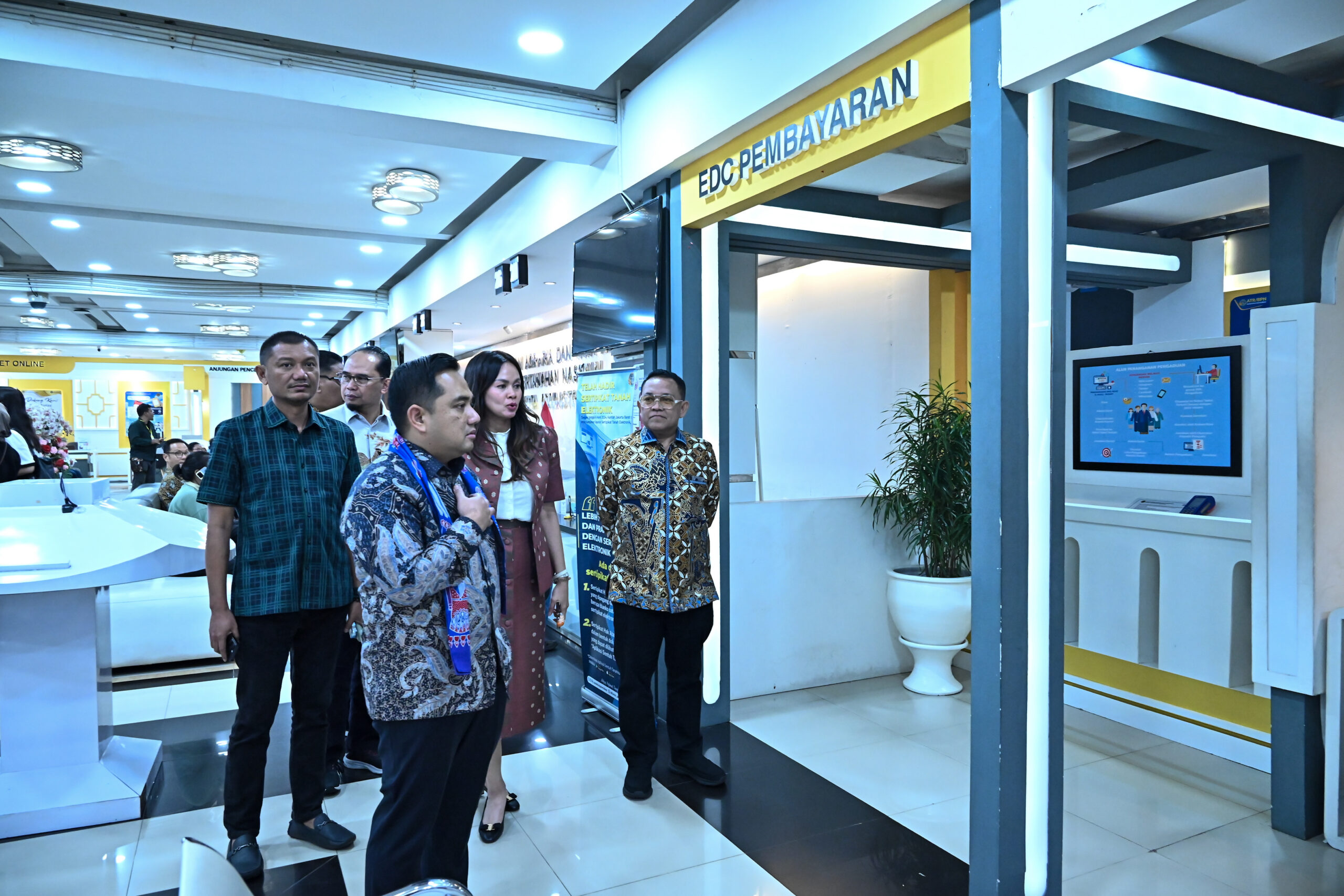 Ketua Komisi II DPR RI Rifqinnizamy Karsayuda saat kunjungan kerja spesifik Komisi II DPR RI ke Kantor Wilayah ATR-BPN Jakarta Barat dan Jakarta Timur, Kamis (15/01/2026). Foto : Ndy/Andri