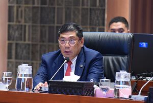 Ketua Komisi I DPR RI Utut Adianto saat rapat kerja di Gedung Nusantara II, Kompleks Parlemen, Senayan, Jakarta, Senin (26/1/2026). Foto : Arief/Andri.