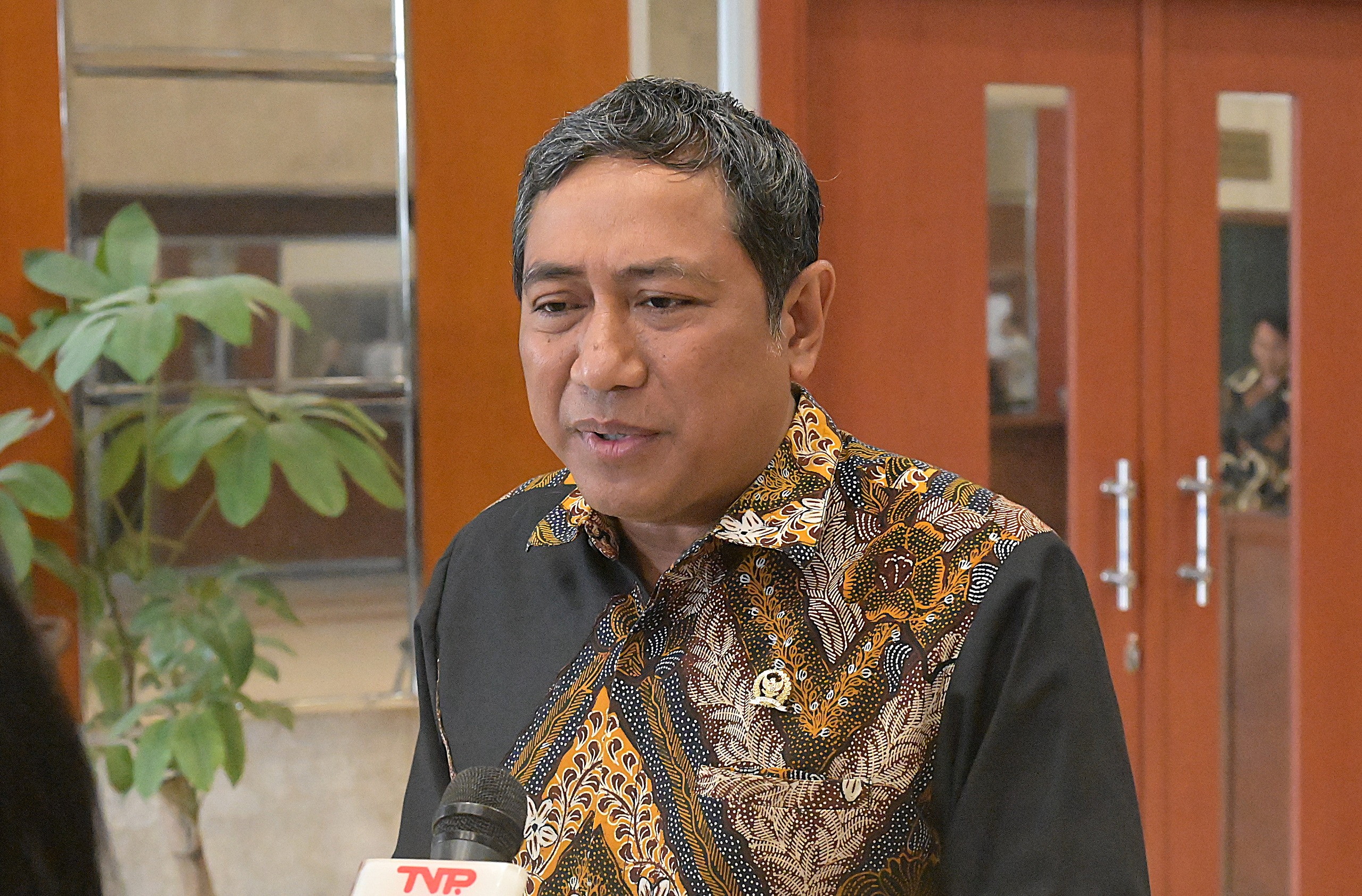 Anggota Komisi XII DPR RI, Rokhmat Ardiyan saat di sela-sela Rapat Kerja bersama Menteri Lingkungan Hidup di Gedung Nusantara I, Senayan, Jakarta, Senin (26/1/2026). Foto: Aditya/Mahendra.