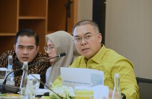 Anggota Komisi VII DPR RI Rycko Menoza saat kunjungan kerja spesifik ke PT Aviasi Pariwisata Indonesia (Persero) atau InJourney di Bandara Soekarno-Hatta, Cengkareng, Tangerang, Banten, Kamis (15/1/2026). Foto : Pun/Andri.