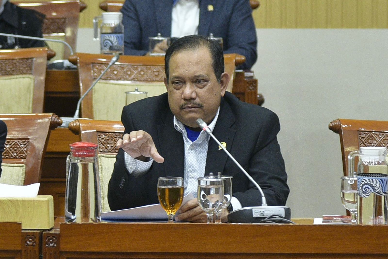 Anggota Komisi III DPR RI, Rikwanto, dalam Rapat Dengar Pendapat Umum (RDPU) Komisi III bersama Kejaksaan Negeri (Kajari) Sleman, Kepala Kepolisian Resor Kota (Kapolresta) Sleman, serta kuasa hukum Sdr. Hogi Minaya di Gedung Nusantara II, Senayan, Jakarta, Rabu (28/01/2026). Foto: Munchen/Karisma.