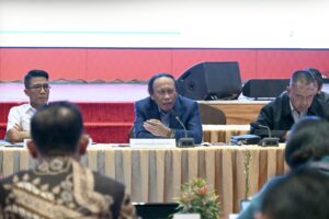 Anggota Komisi XI DPR RI, Muhidin Mohamad Said, saat melaksanakan kunjungan kerja ke Provinsi Sumatera Utara, Medan, Senin (23/2/2026). Foto: Mario/Karisma.