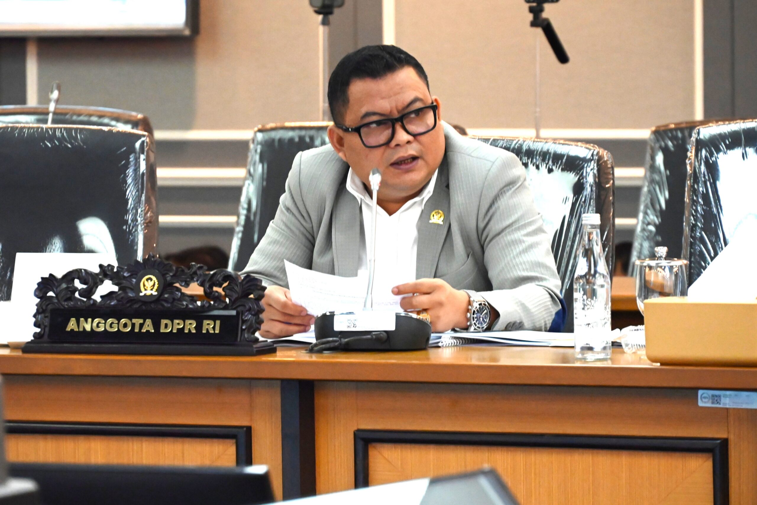 Anggota Komisi XIII DPR RI, Bias Layar dalam Rapat Dengar Pendapat (RDP) Komisi XIII DPR RI bersama Kementerian HAM, Komnas HAM, Komnas Perempuan, dan LPSK di Gedung Nusantara II, Senayan, Jakarta, Selasa (2/2/2026). Foto: Marissa/Mahendra.