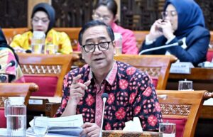 Anggota Komisi X DPR RI, Ferdiansyah, dalam Rapat Dengar Pendapat (RDP) Komisi X DPR RI bersama Dirjen Kemdiktisaintek di Gedung Nusantara I, Senayan, Jakarta, Senin (9/2/2026). Foto: Arifman/Karisma.