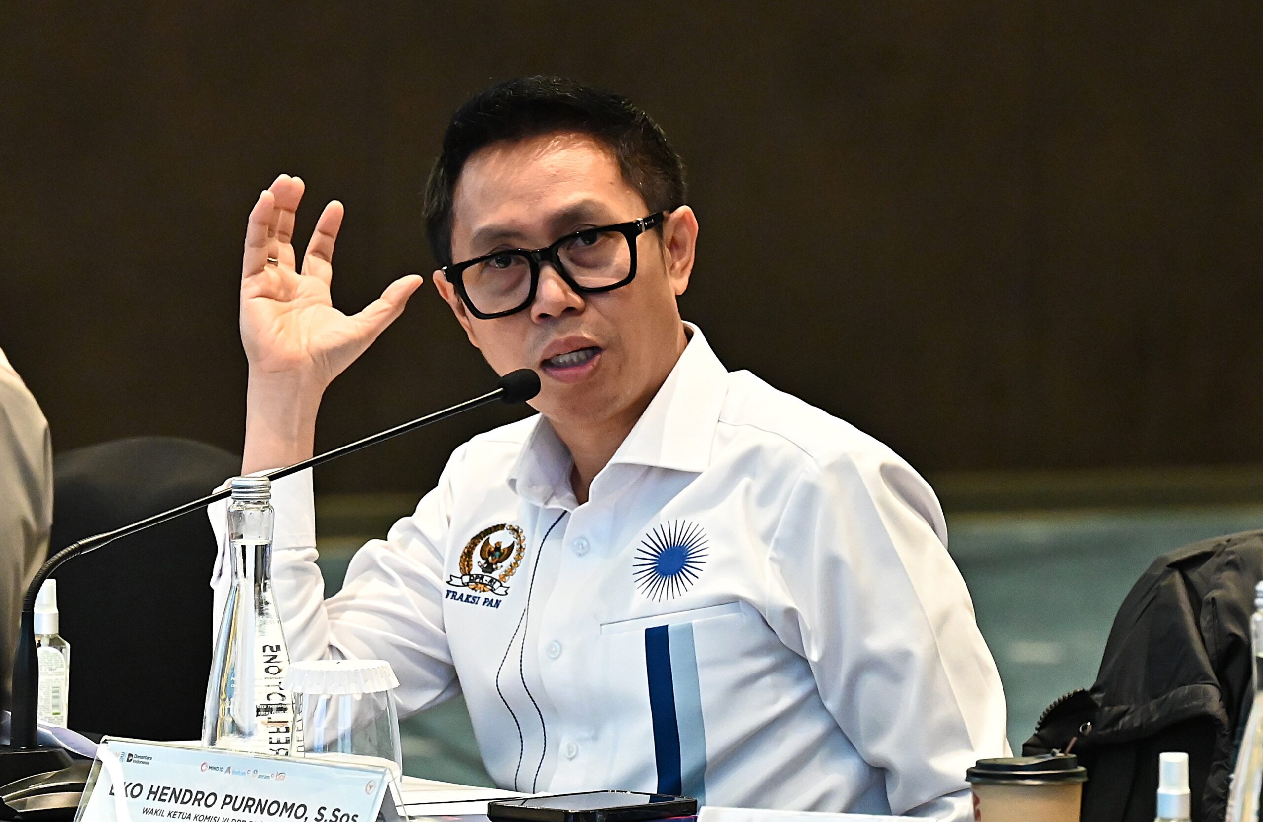 Wakil Ketua Komisi VI DPR RI, Eko Hendro Purnomo saat memimpin Tim Kunjungan Kerja Spesifik Komisi VI DPR RI ke Pontianak, Kalimantan Barat, Kamis (12/2/2026). Foto : Qq/Andri.