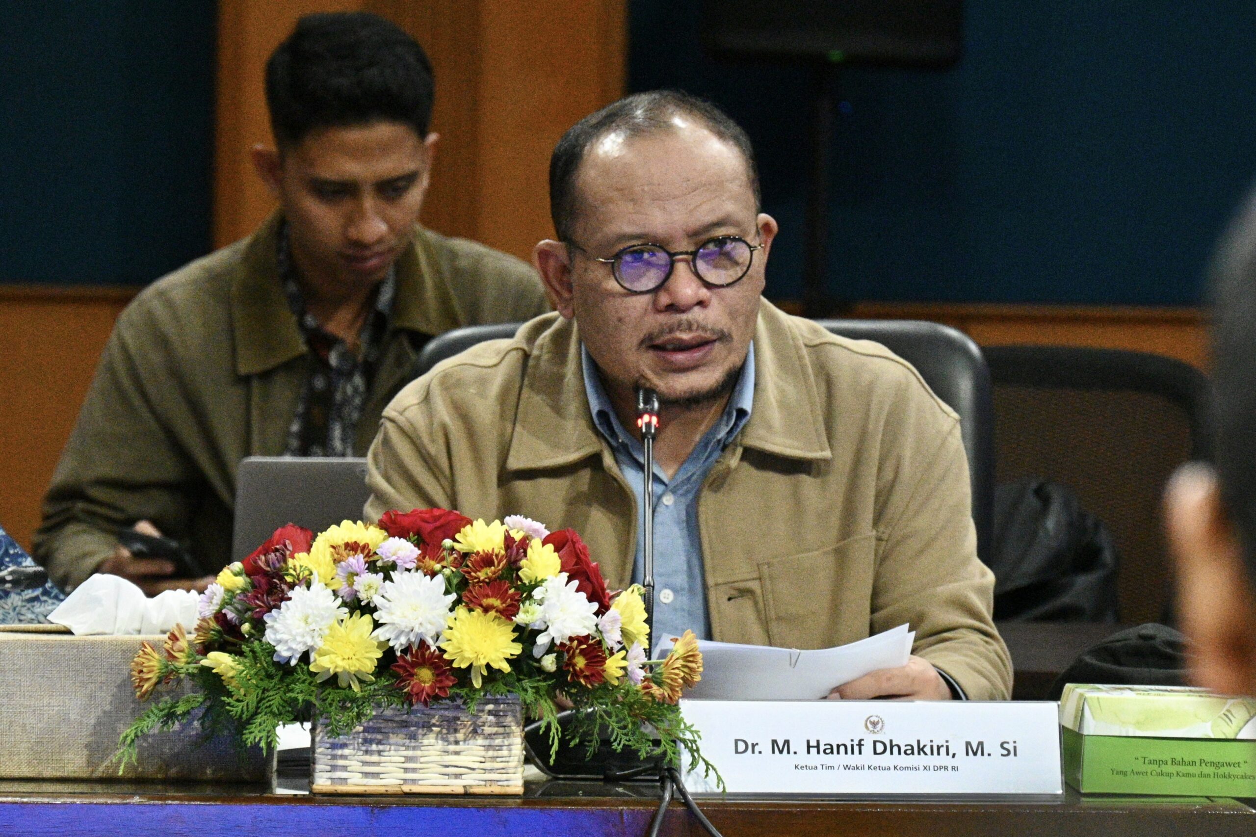 Wakil Ketua Komisi XI DPR RI, Hanif Dhakiri, saat memimpin kunjungan kerja reses Komisi XI DPR RI ke Kota Padang, Sumatera Barat, Jumat (20/2/2026). Foto: Ysm/Karisma.