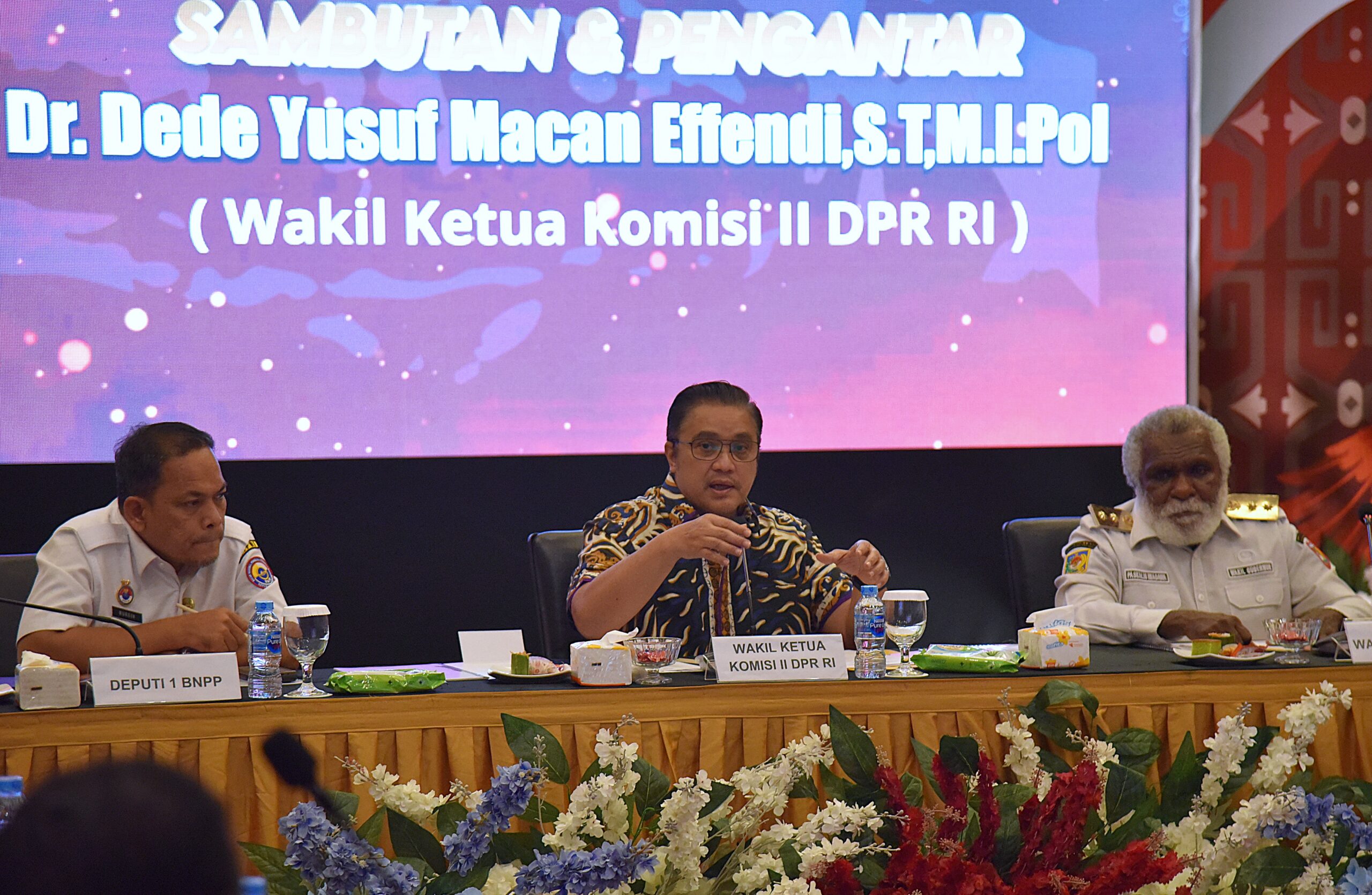 Wakil Ketua Komisi II DPR RI Dede Yusuf Macan Effendi saat melakukan tinjauan Komisi II ke PLBN Sota di Merauke, Papua Selatan, Rabu (4/2/2026). Foto : Aar/Andri.