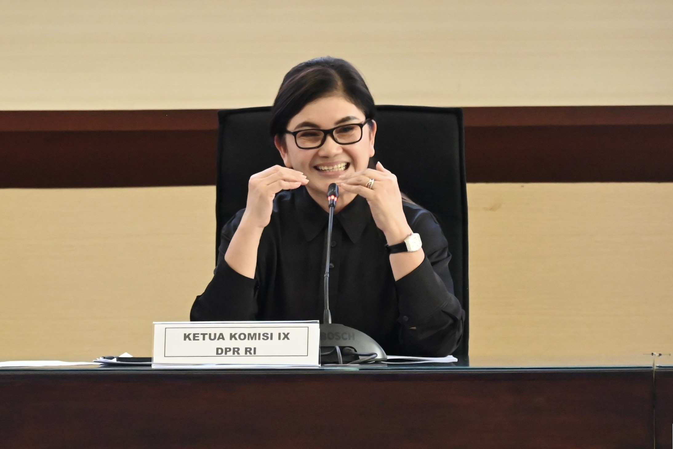 Ketua Komisi IX DPR RI, Felly Estelita Runtuwene, dalam pertemuan Kunjungan Kerja Reses Komisi IX DPR RI dengan Gubernur Sulawesi Selatan di Kantor Gubernur, Kota Makassar, Sulawesi Selatan, Jumat (20/2/2026). Foto: Pun/Karisma.