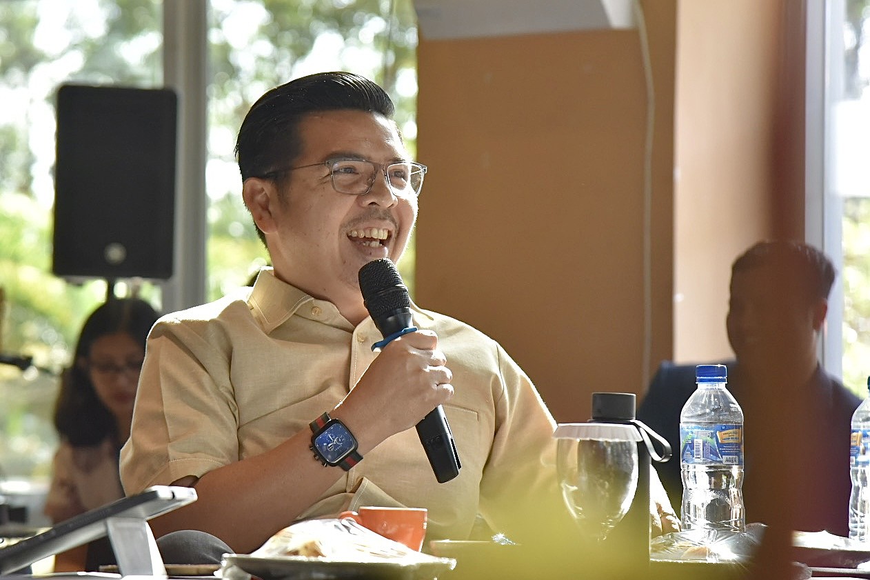 Anggota Komisi VII DPR RI, Bane Raja Manalu, saat kunjungan spesifik di Batam Tourism Polytechnic, Kota Batam, Kepulauan Riau, Selasa (10/2/2026). Foto: Dip/Karisma.