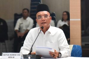 Ketua Komisi VIII DPR RI, Marwan Dasopang, saat Rapat Kunjungan Reses di Pemerintah Kota Batam, Kepulauan Riau, Jumat (20/2/2026). Foto: Gys/Karisma.