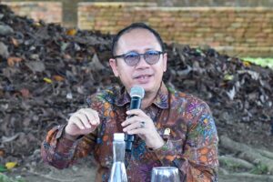 Anggota Komisi X DPR RI, Muhamad Nur Purnamasidi, dalam kunjungan kerja Panitia Kerja (Panja) Cagar Budaya, di Kompleks Candi Muaro Jambi, Provinsi Jambi, Rabu (11/2/2026). Foto: Srw/Karisma.