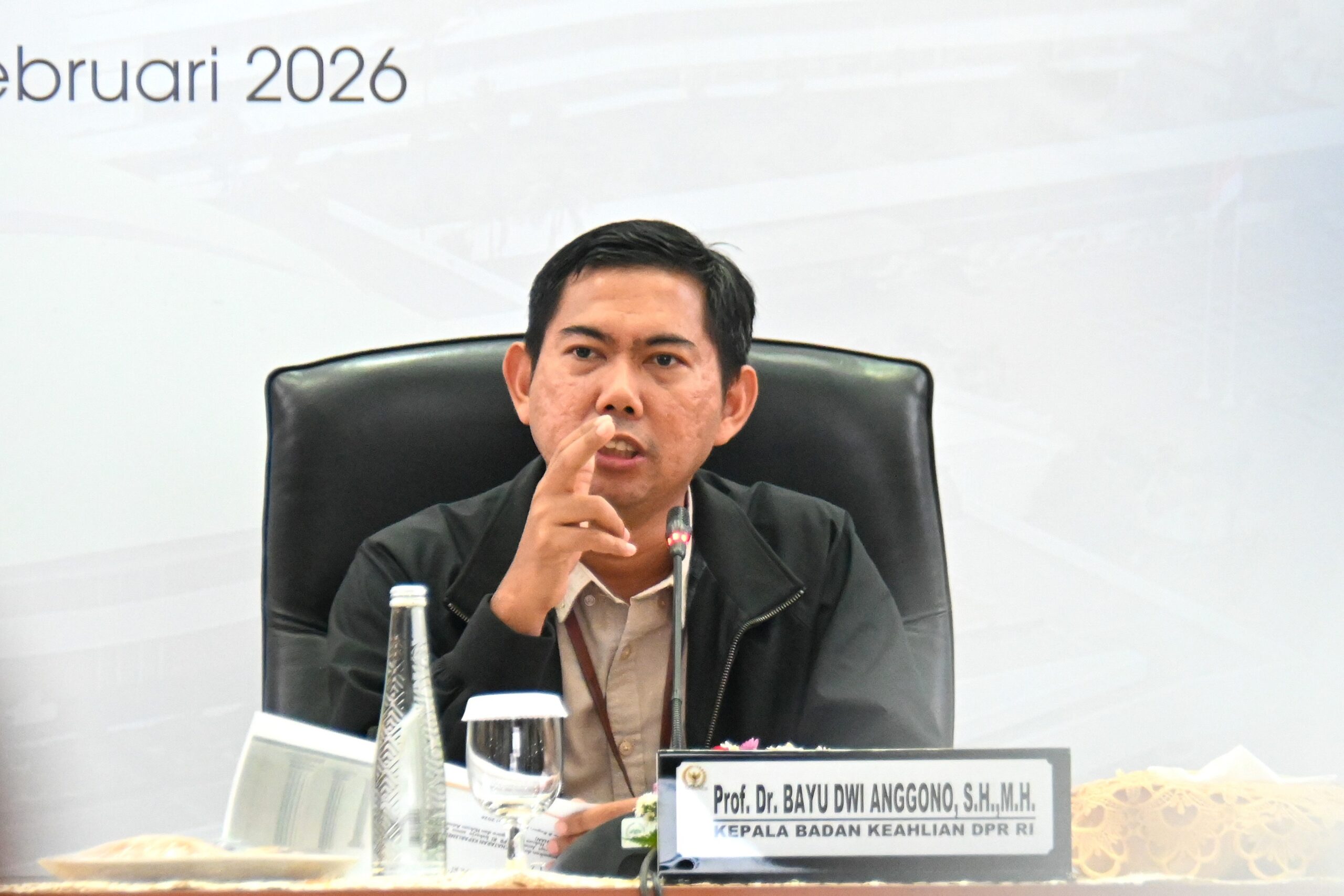 Kepala Badan Keahlian DPR RI, Prof. Bayu Dwi Anggono, dalam kegiatan Penataran Keparlemenan, di Wisma Kopo DPR RI, Bogor, Jawa Barat, Sabtu (7/2/2026). Foto: Rdn/Karisma.