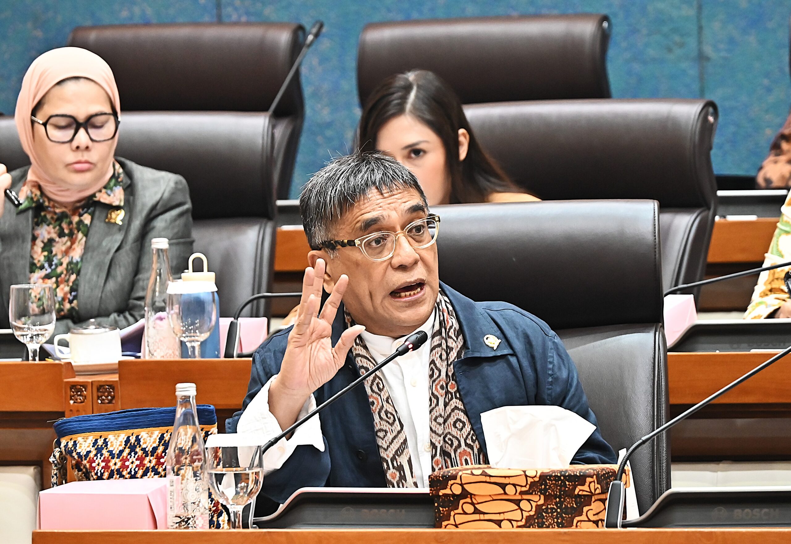 Anggota Komisi VII DPR RI Samuel JD Wattimena saat ditemui Parlementaria di Kompleks Parlemen, Senayan, Jakarta, Rabu (4/2/2026). Foto : Aditya/Andri.