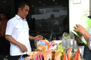 Ketua Tim Kunjungan Kerja Spesifik Komisi XI DPR RI, H. Fauzi Amro, saat melakukan Kunjungan Kerja Spesifik ke Provinsi Bengkulu, Jumat (30/1/2026). Foto: Est/Karisma.