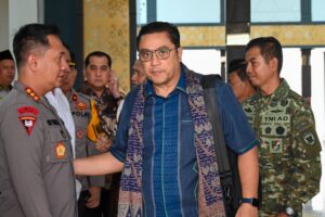 Wakil Ketua Komisi II DPR RI, Dede Yusuf Macan Effendi, usai memimpin pertemuan Komisi II dengan Pemerintah Daerah Provinsi Jambi di Bank Jambi, Kota Jambi, Jumat, (20/02/2026). Foto: Rizki/Alma.