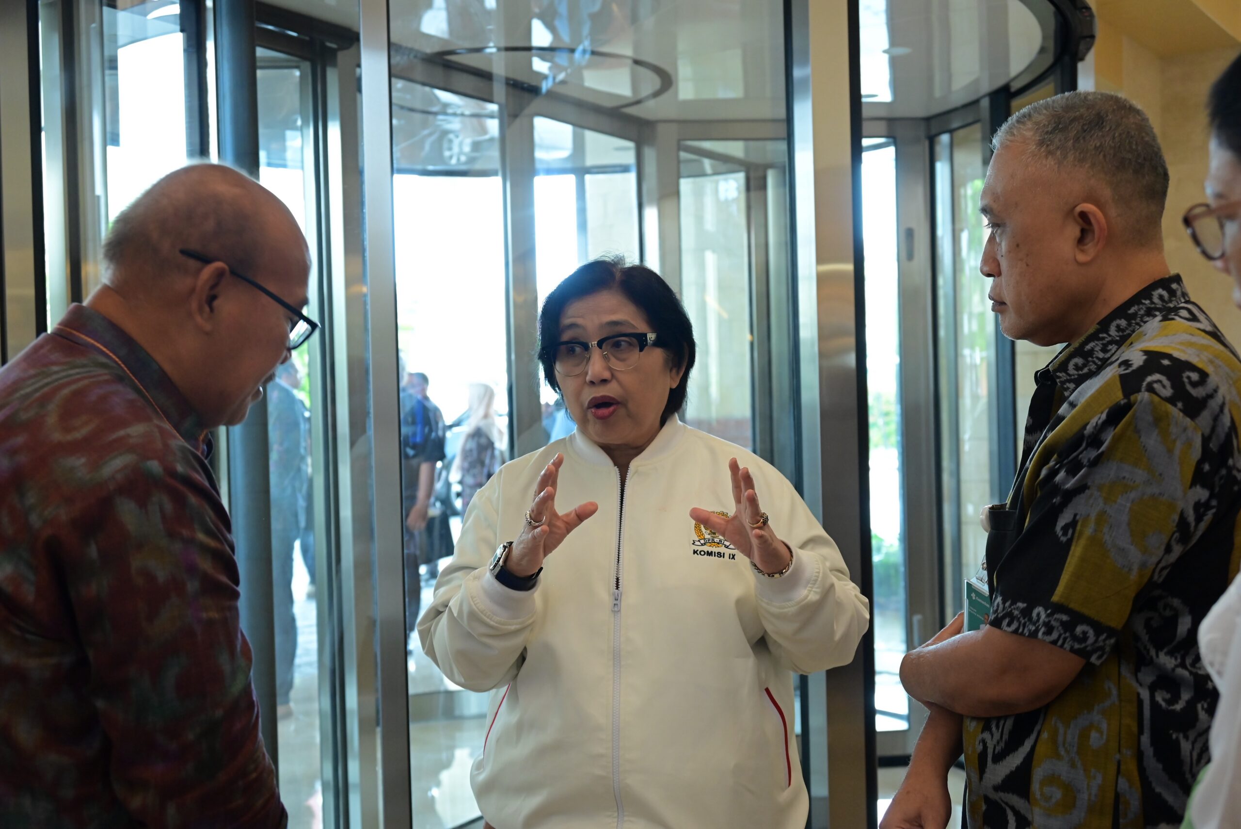 Anggota BURT DPR RI Irma Suryani Chaniago saat memimpin Kunjungan Kerja BURT DPR RI ke RSUP Prof. Dr. I.G.N.G. Ngoerah, Denpasar, Bali, Senin (16/2/2026). (foto: mentari/rdn).