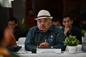 Anggota Komisi XII DPR RI, Ateng Sutisna, di Bandung, Provinsi Jawa Barat, Jumat, (20/02/2026). Foto: Zulfikar/Alma.