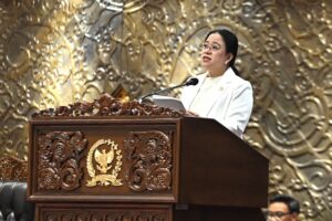 Ketua DPR RI, Puan Maharani, saat membacakan pidato dalam agenda Rapat Paripurna ke-15 Pembukaan Masa Persidangan IV Tahun Sidang 2025-2026 di Gedung Nusantara II, Senayan, Jakarta, Selasa (10/3/2026). Foto: Farhan/Karisma.