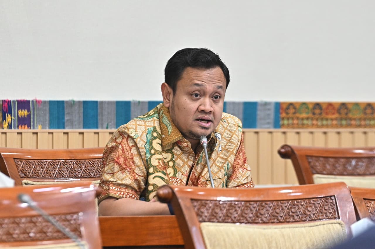 Anggota Komisi III DPR RI Bimantoro Wiyono dalam RDP dan RDPU bersama Direktorat Reserse Kriminal Khusus (Ditreskrimsus) Polda Jawa Tengah serta para korban di Gedung Nusantara II, Senayan, Jakarta, Senin (9/3/2026). Foto : Farhan/Andri.