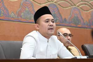 Anggota Komisi VI DPR RI, Mufti Aimah Nurul Anam dalam rapat kerja dan rapat dengar pendapat Komisi VI DPR RI bersama Menteri Koperasi di Kompleks Parlemen, Senayan, Jakarta, Rabu (11/3/2026). Foto : Farhan/Andri.