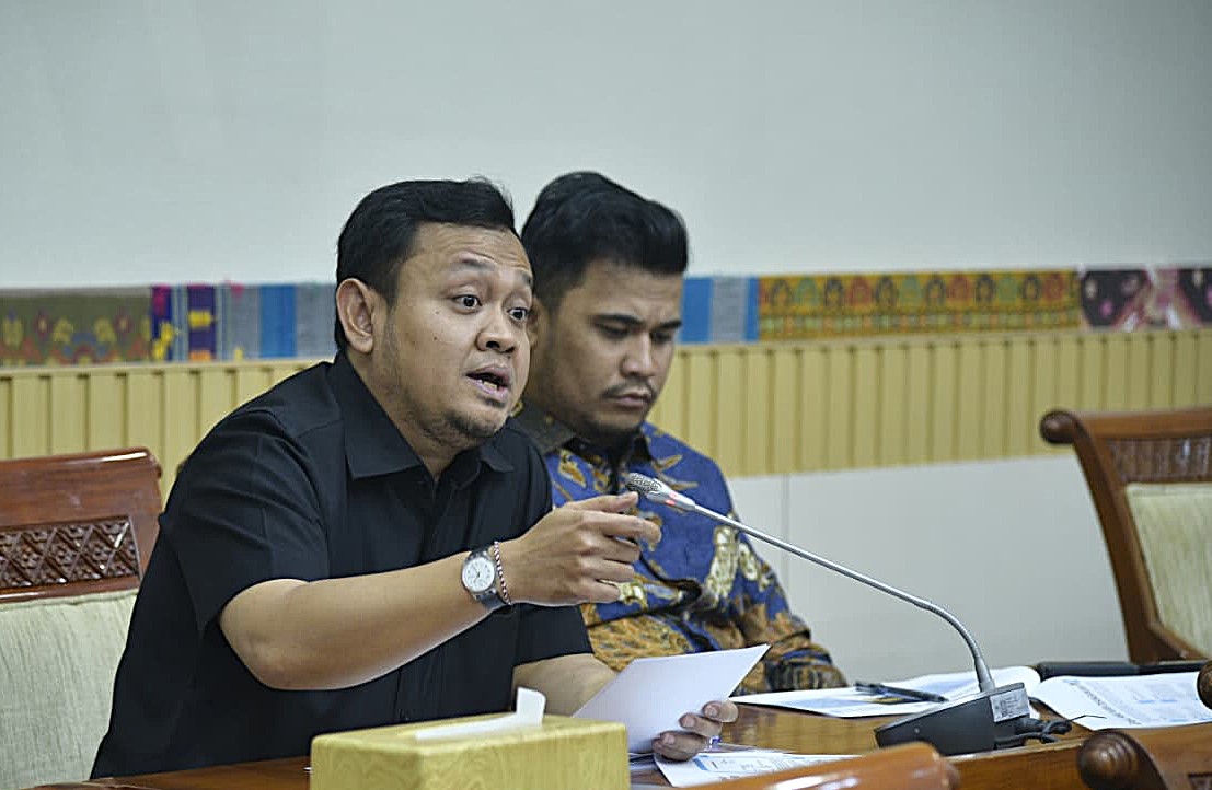 Anggota Komisi III DPR RI Bimantoro Wiyono dalam RDP dan RDPU bersama jajaran Polda Sultra, kuasa hukum korban, serta kuasa hukum pihak travel di Gedung Nusantara II, Senayan, Jakarta, Senin (2/3/2026). Foto : Munchen/Andri.