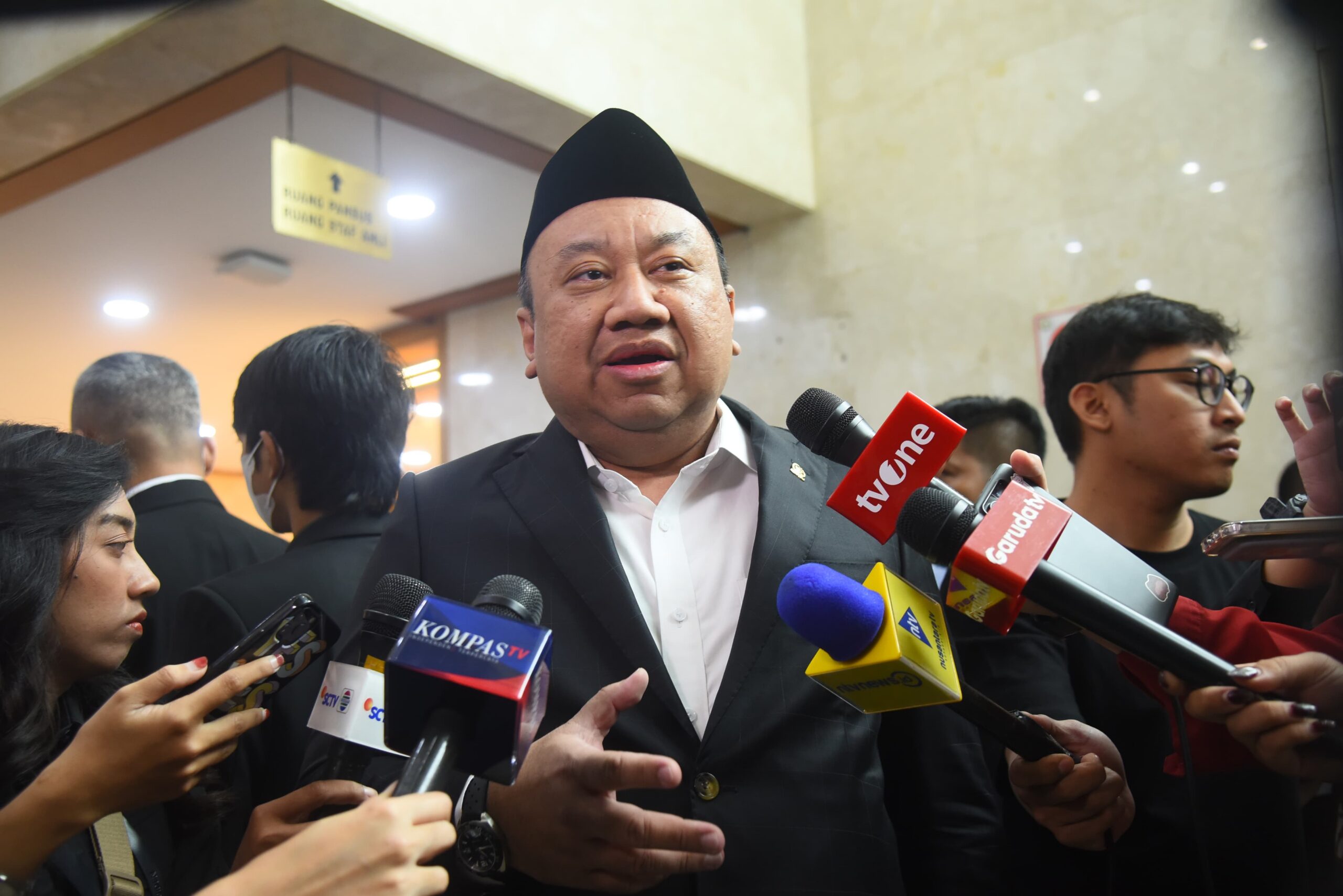 Ketua Komisi X DPR RI, Lalu Hadrian Irfani. Foto : Runi/Alma.